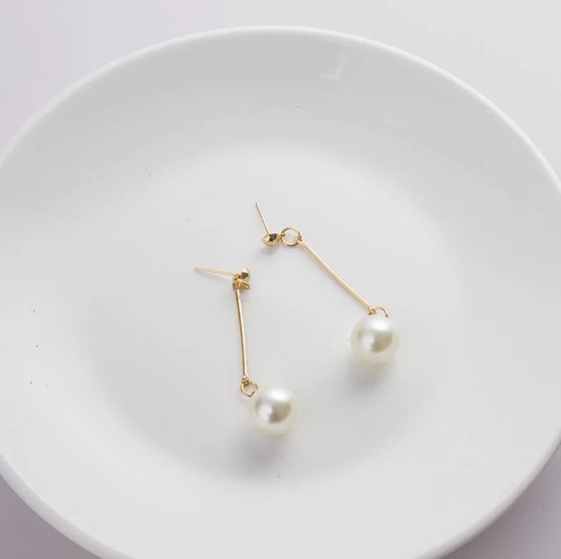 Pearl Drop Earrings | Gold & Classic Pearls