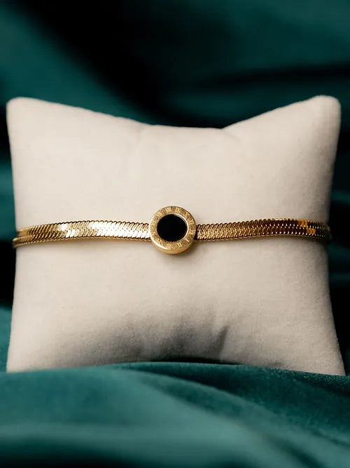 Modern Gold Bracelet | Everyday Style