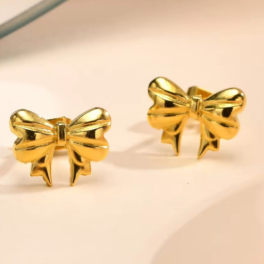 Dainty Bow Studs -18K