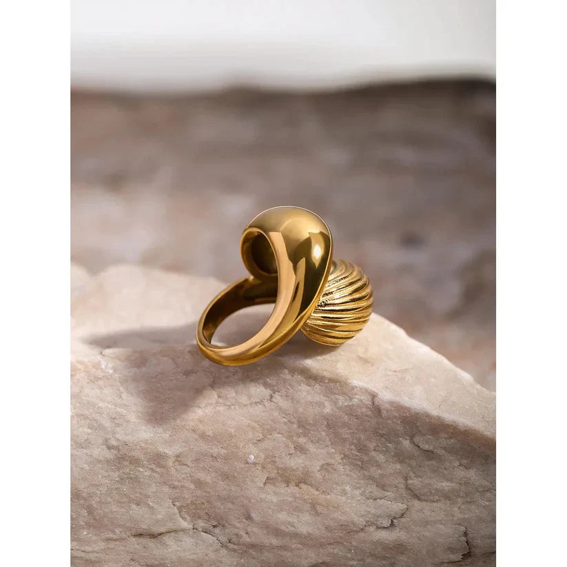 Twisted Coastal Ring -18K
