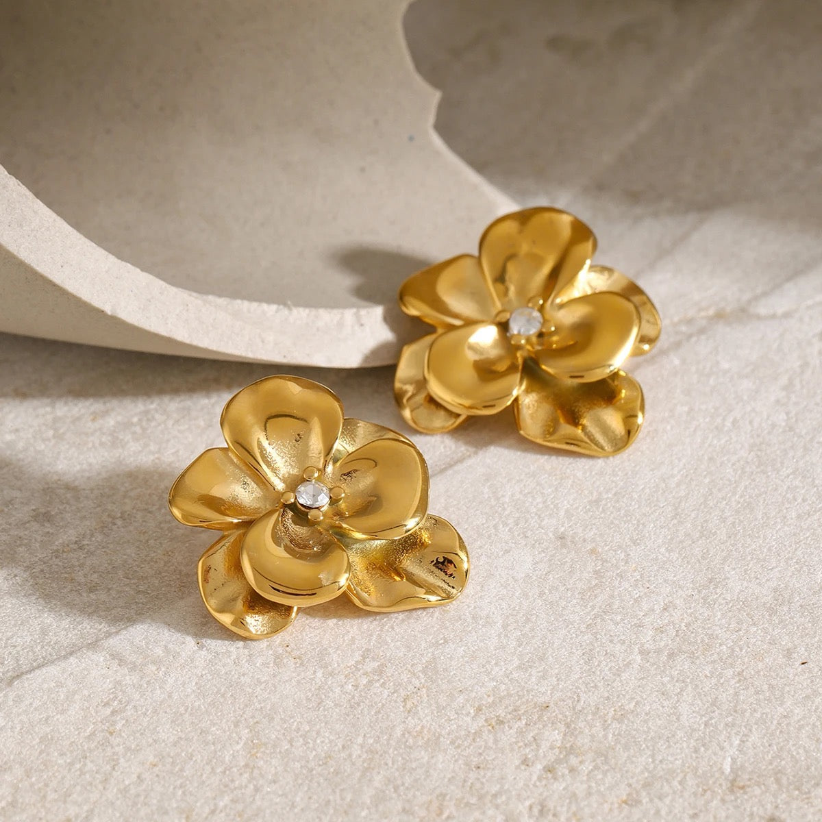 Florence Bloom Studs -18K