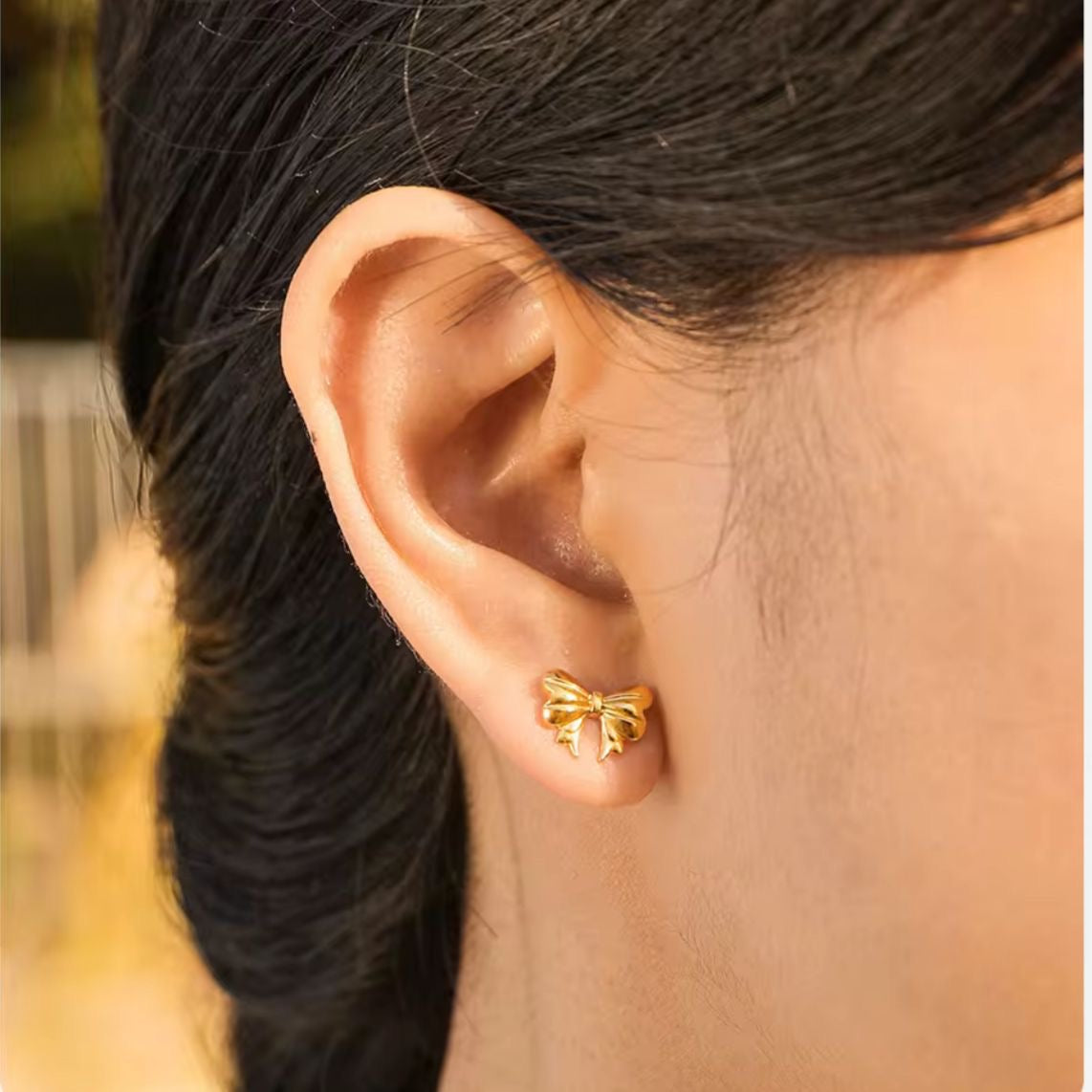 Dainty Bow Studs -18K