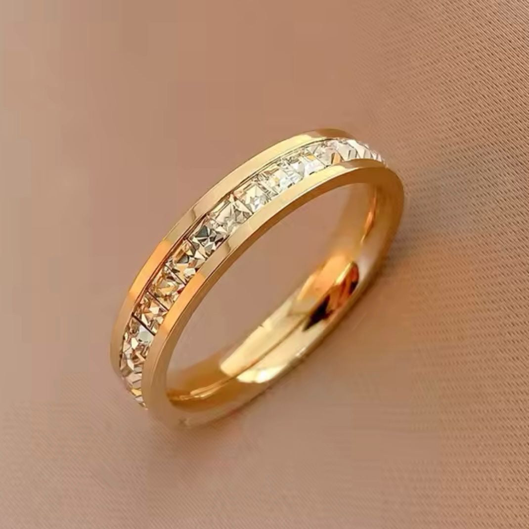 Luxe Bling Ring -18K
