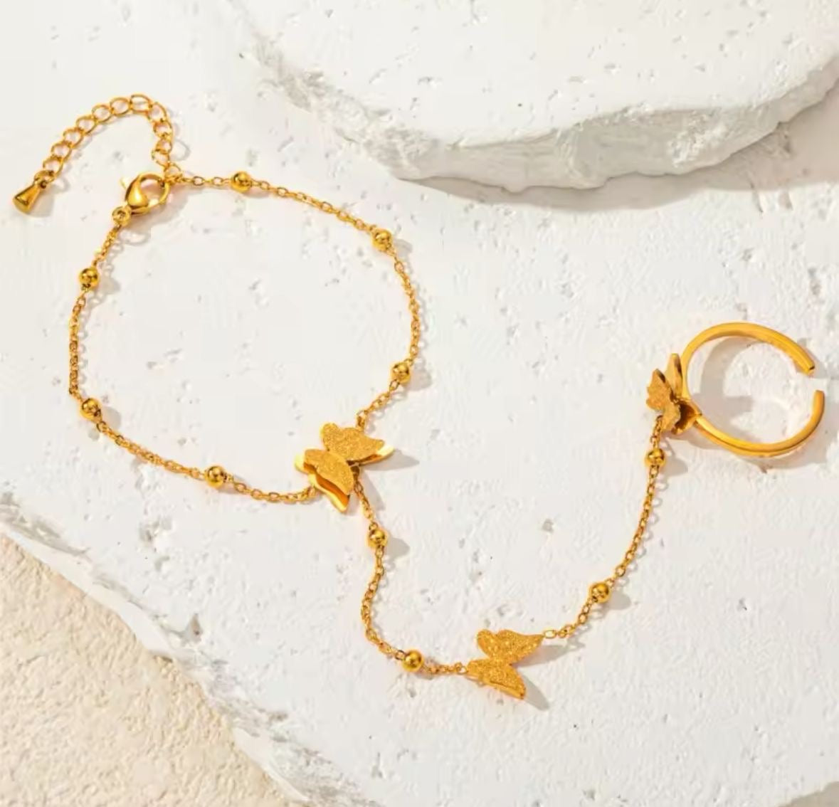 Frosted Flutter Hand Chain -18K