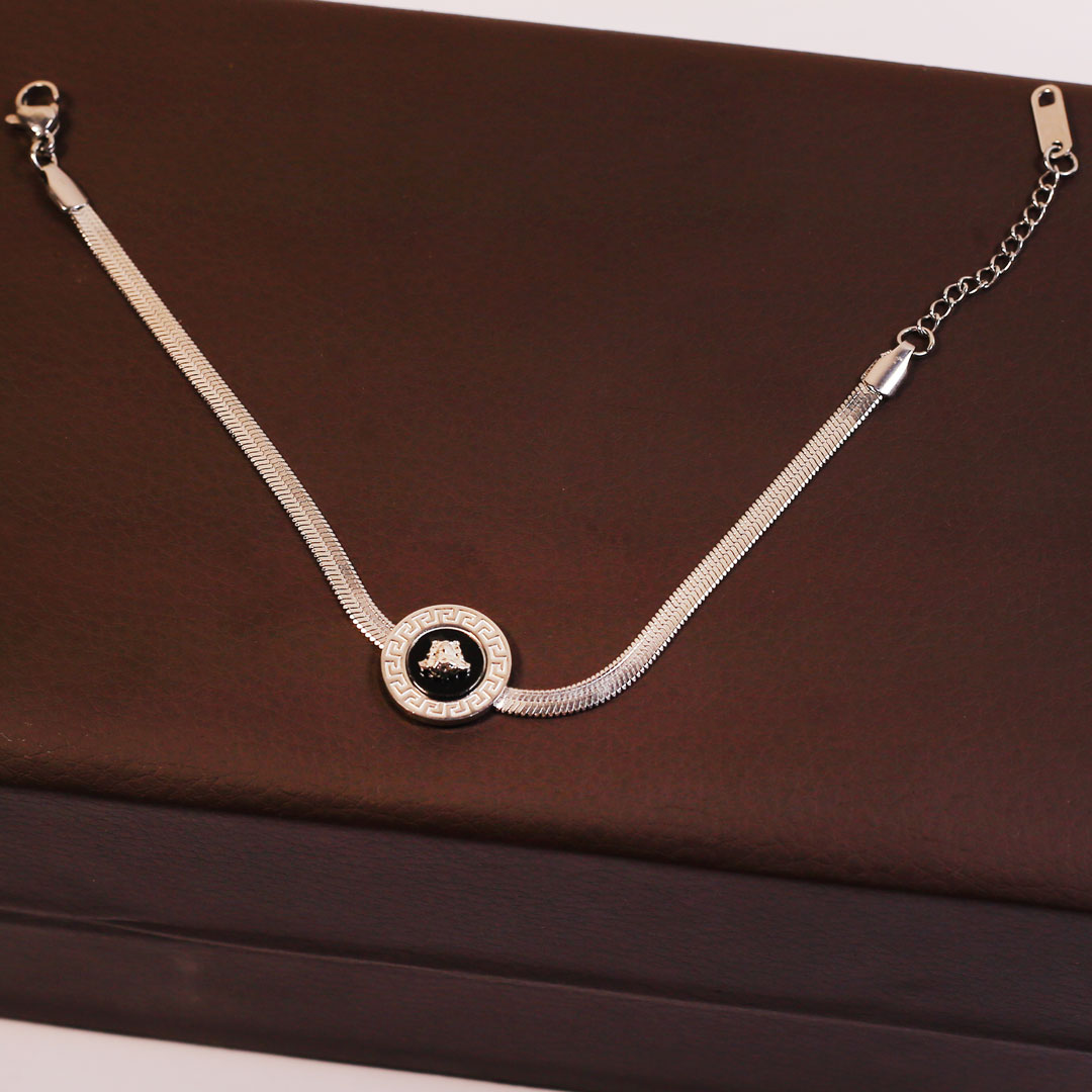 Gold Medallion Bracelet | Chic Inspired Style