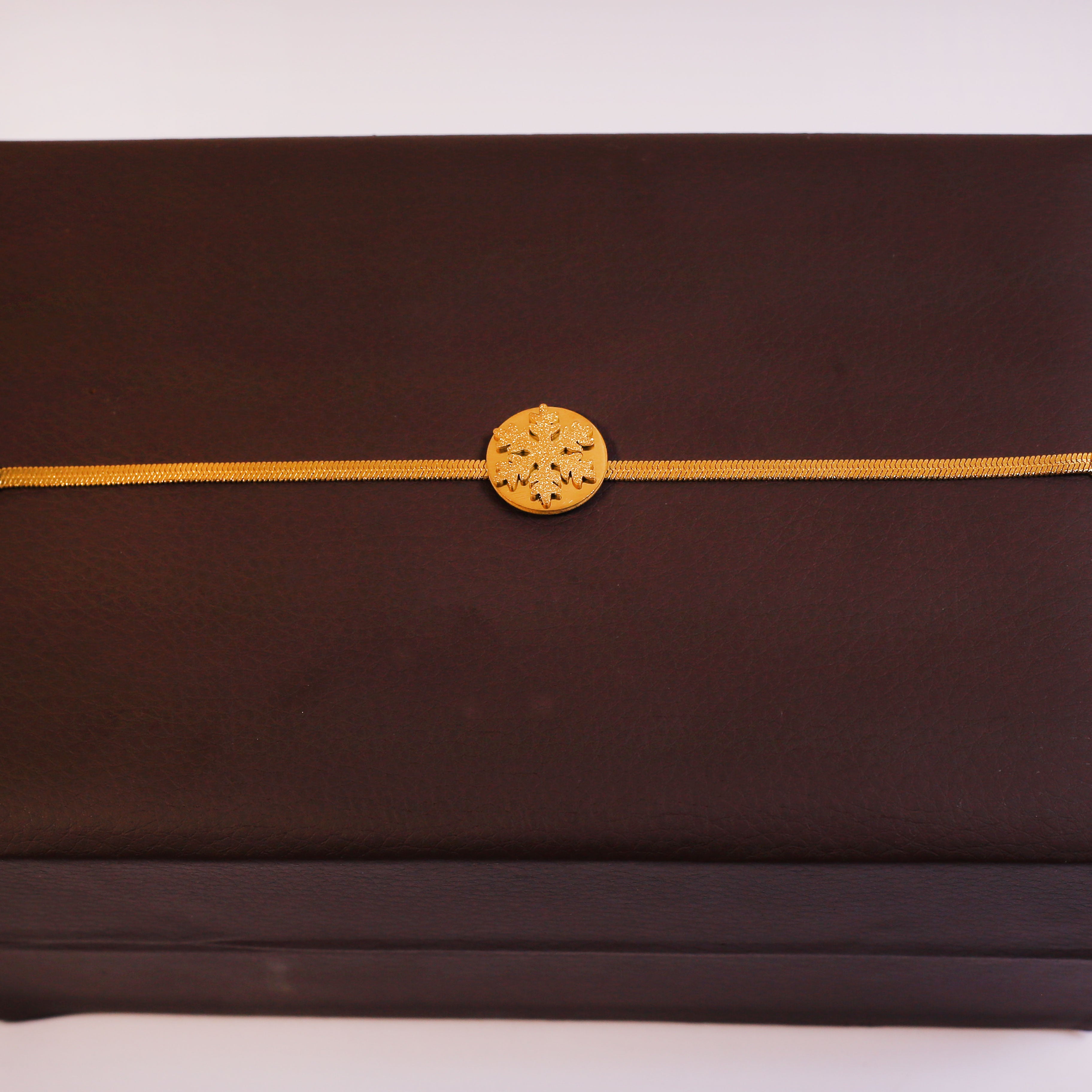Dainty Gold Bracelet | Minimalist & Elegant