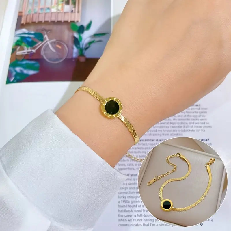 Modern Gold Bracelet | Everyday Style