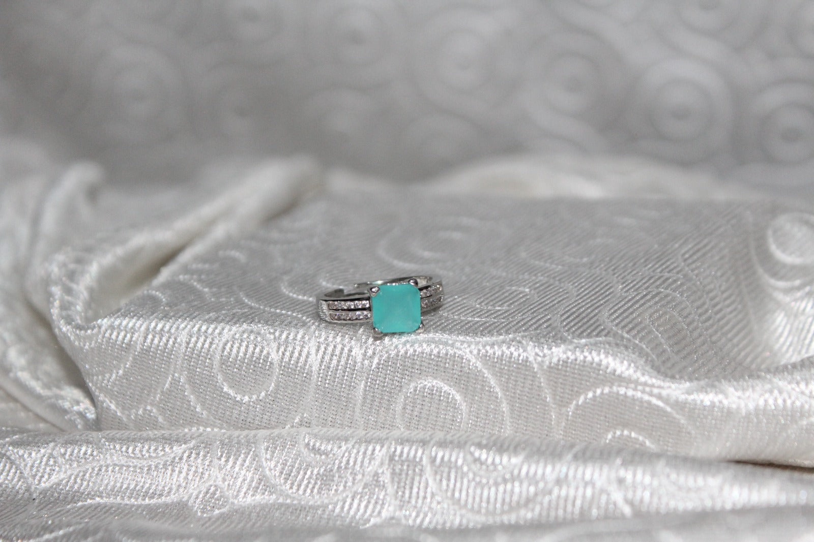 Dazzling Emerald-Cut Teal Ring