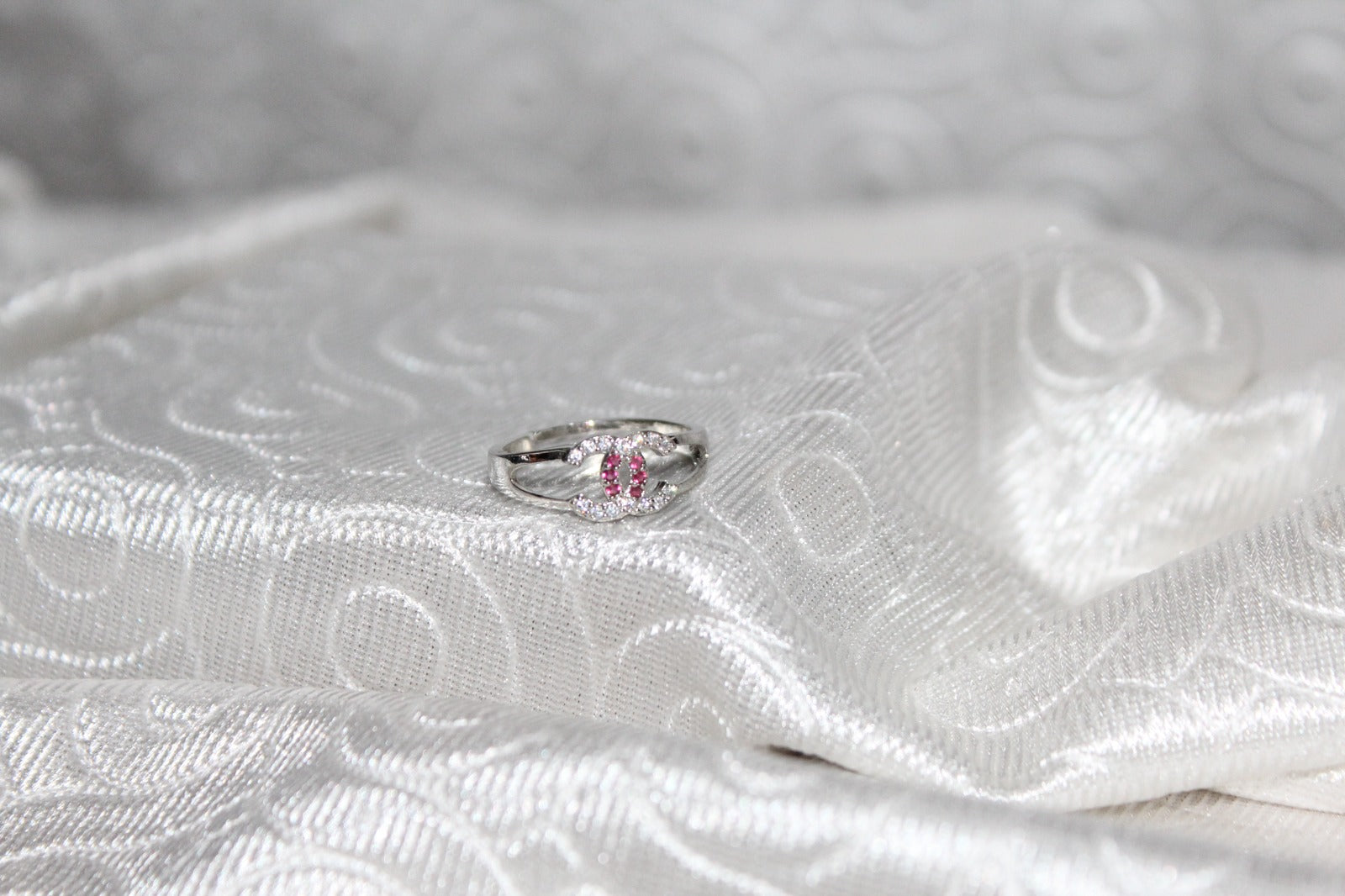 Elegant Ruby and Diamond Ring