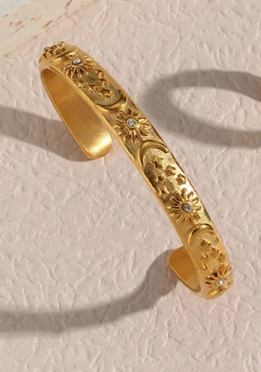 Celeste Gold Cuff -18K